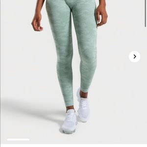 GYMSHARK WOMENS - CAMO SEAMLESS LEGGINGS